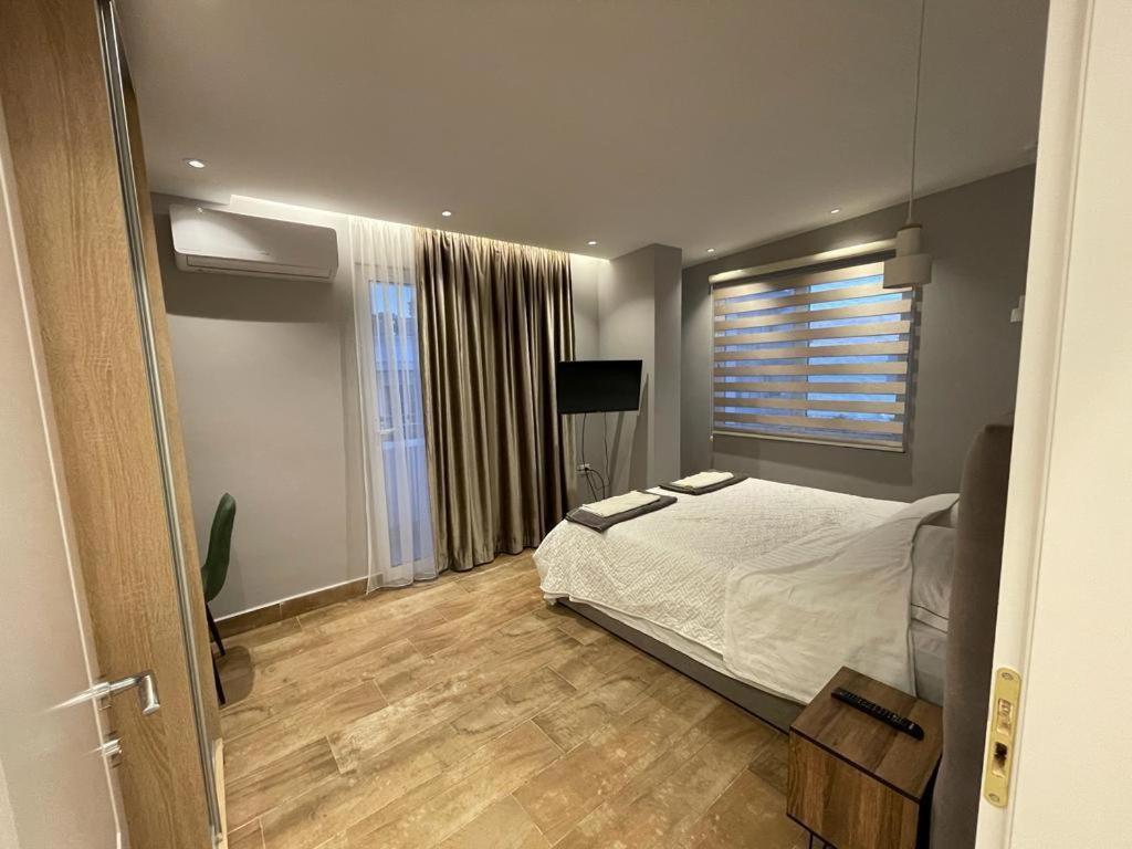 Sevians Apartments Golem  Luaran gambar